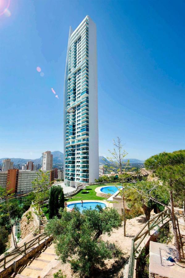 شقة Deluxe Penthouse On The 42Nd Floor With Amazing Sea Views بينايدورم المظهر الخارجي الصورة